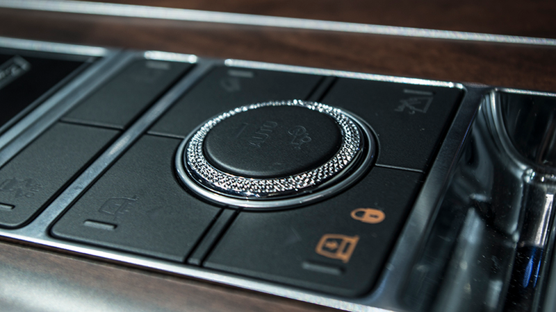 Illustration for article titled Good Luck Finding Every Button In The $200,000 Range Rover SVAutobiography